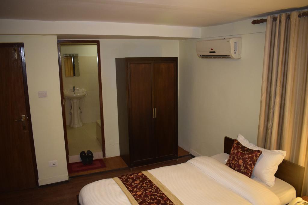 Hotel Yambu Κατμαντού Εξωτερικό φωτογραφία